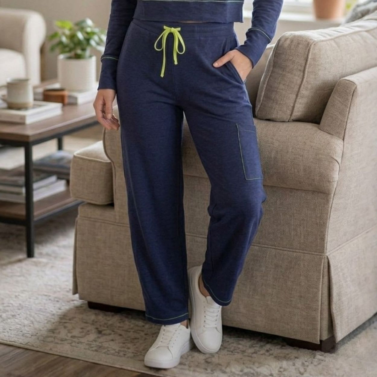 Loungewear Set Margot Limon / Navy, foto 3 de 4